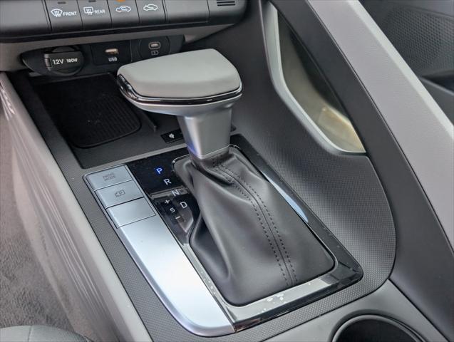 new 2025 Hyundai Elantra car, priced at $25,210