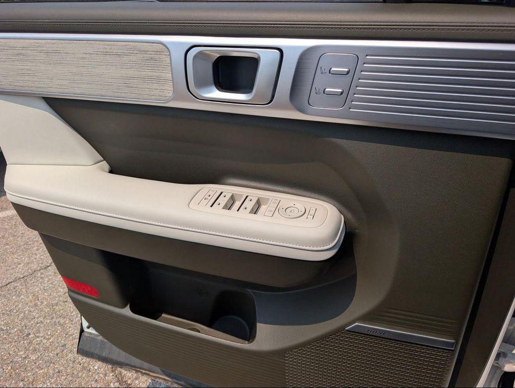 new 2025 Hyundai SANTA FE HEV car, priced at $52,325