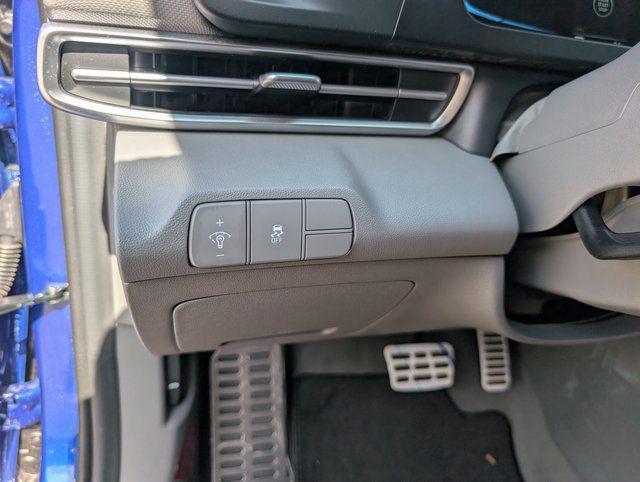 new 2025 Hyundai Elantra car, priced at $22,235
