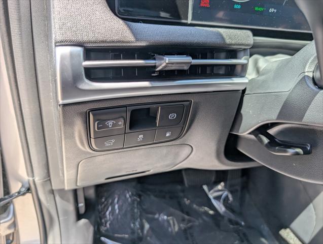 new 2025 Hyundai TUCSON Plug-In Hybrid car, priced at $50,204