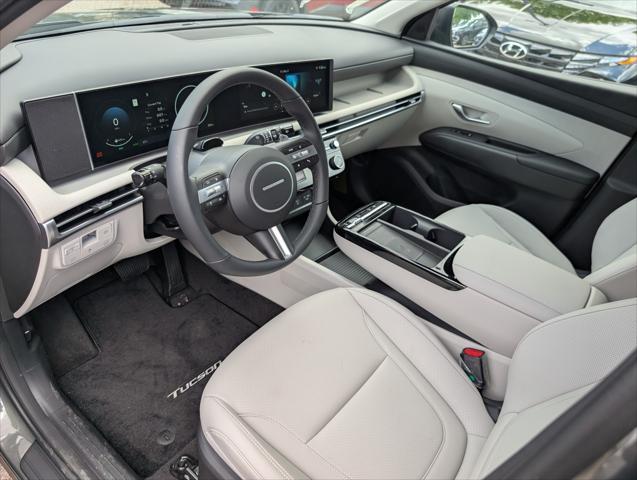 new 2025 Hyundai TUCSON Hybrid car, priced at $37,970