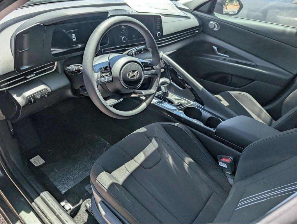 new 2025 Hyundai ELANTRA HEV car, priced at $27,210