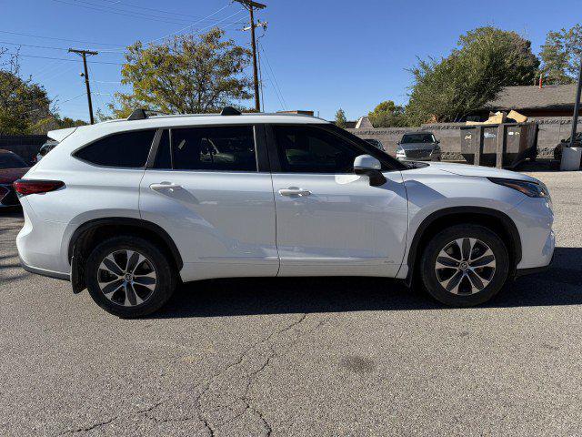 used 2023 Toyota Highlander Hybrid car, priced at $46,593