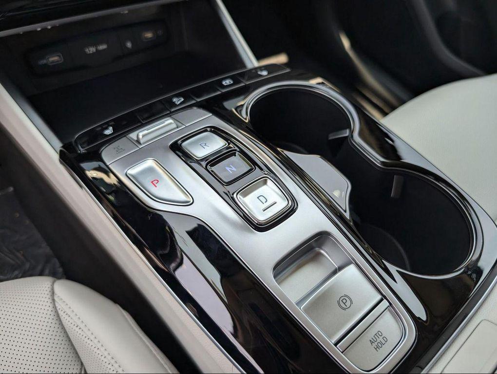 new 2024 Hyundai TUCSON Hybrid car, priced at $32,800