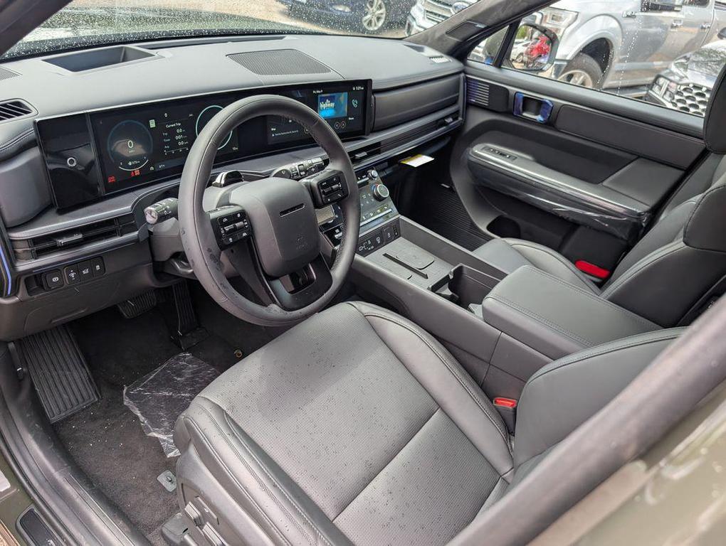 new 2025 Hyundai Santa Fe car, priced at $43,985