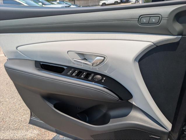 new 2025 Hyundai TUCSON Hybrid car, priced at $43,722
