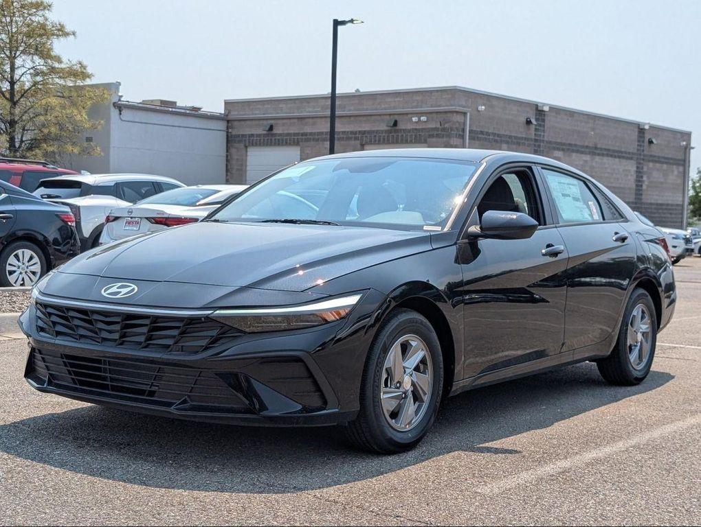 new 2025 Hyundai Elantra car, priced at $23,345