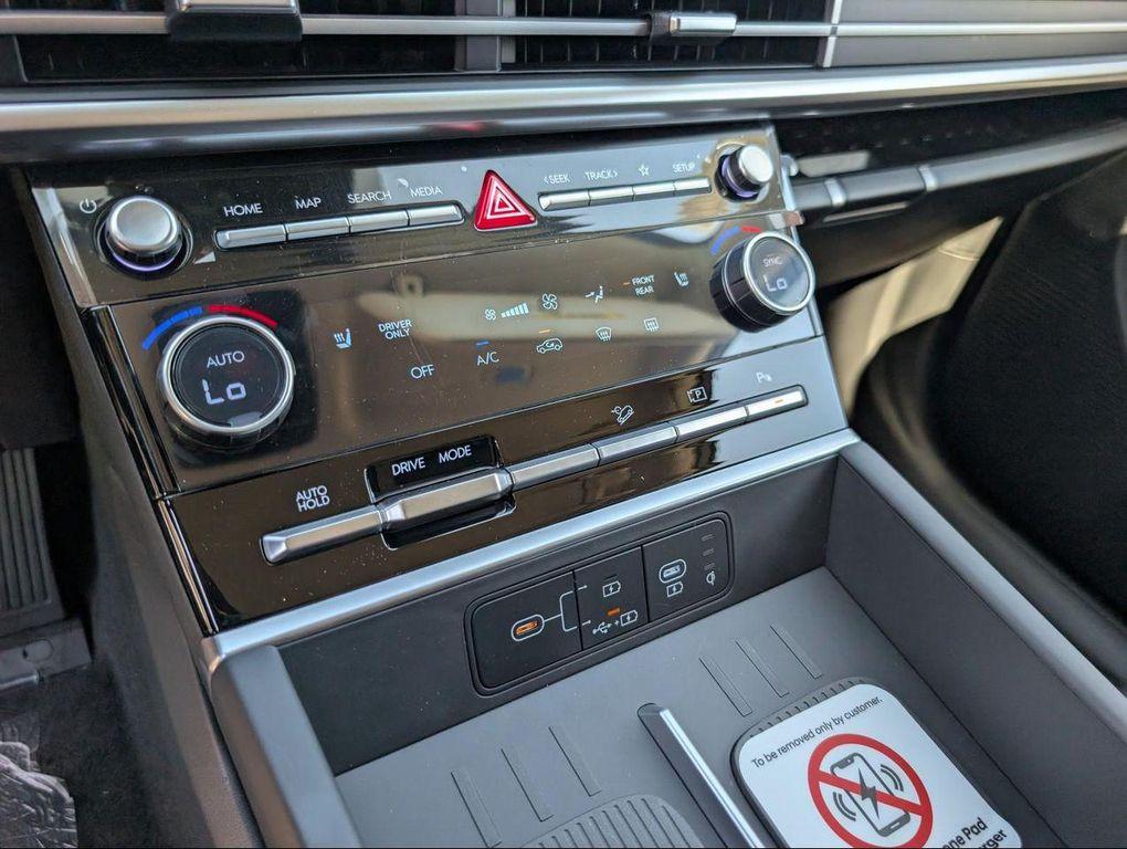 new 2025 Hyundai Santa Fe car, priced at $40,045