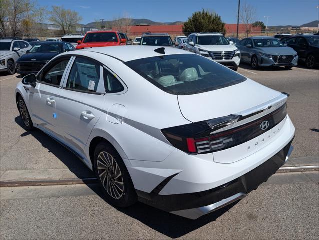 new 2025 Hyundai Sonata Hybrid car, priced at $33,100