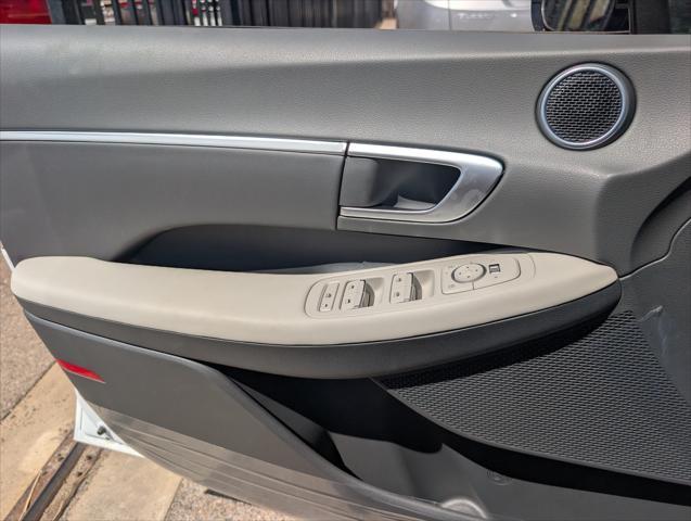 new 2025 Hyundai Sonata Hybrid car, priced at $33,100