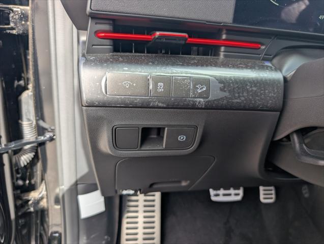 new 2025 Hyundai Kona car, priced at $31,979