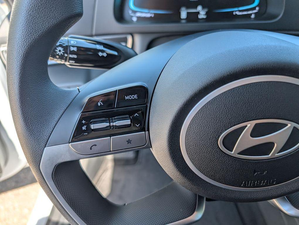 new 2025 Hyundai Elantra car, priced at $21,645