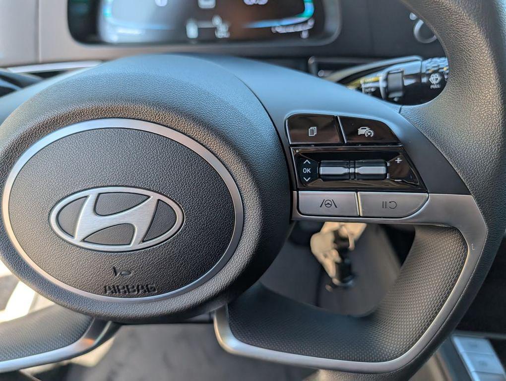 new 2025 Hyundai Elantra car, priced at $21,645