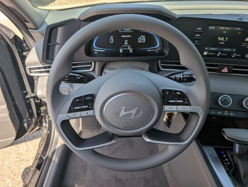 new 2025 Hyundai Elantra car, priced at $23,104