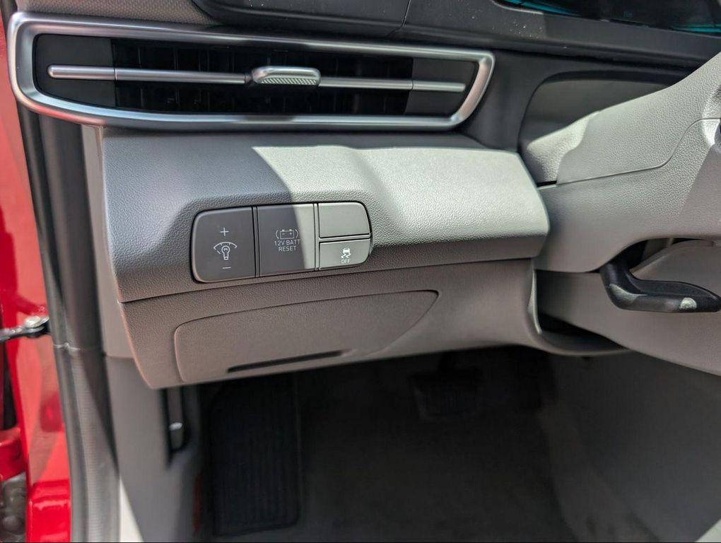 new 2025 Hyundai ELANTRA HEV car, priced at $27,735