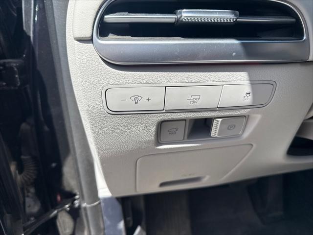 used 2024 Hyundai Palisade car, priced at $42,984