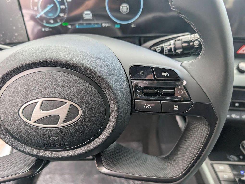 new 2025 Hyundai Elantra car, priced at $31,830