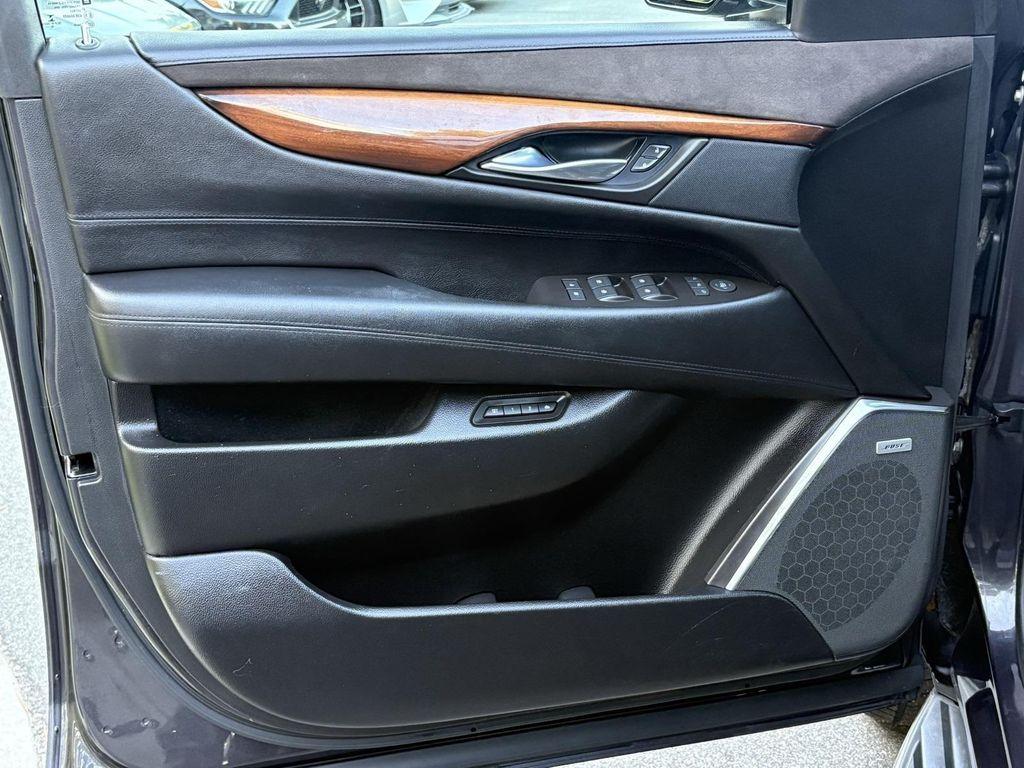 used 2016 Cadillac Escalade ESV car, priced at $21,995