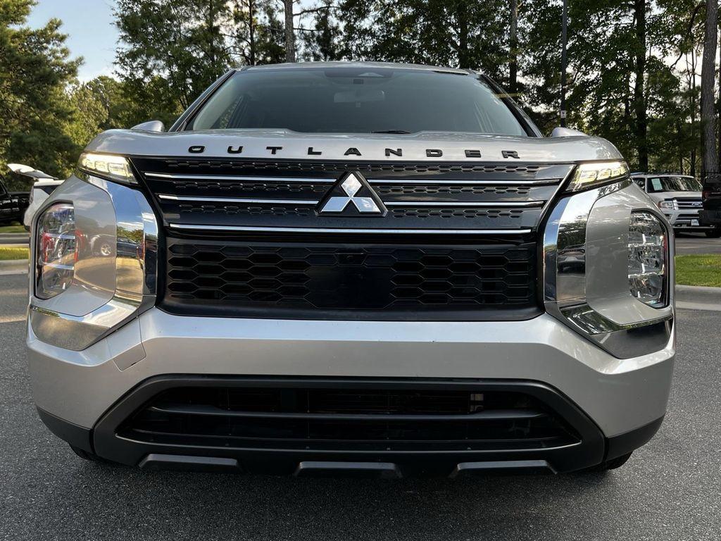 used 2022 Mitsubishi Outlander car, priced at $12,995
