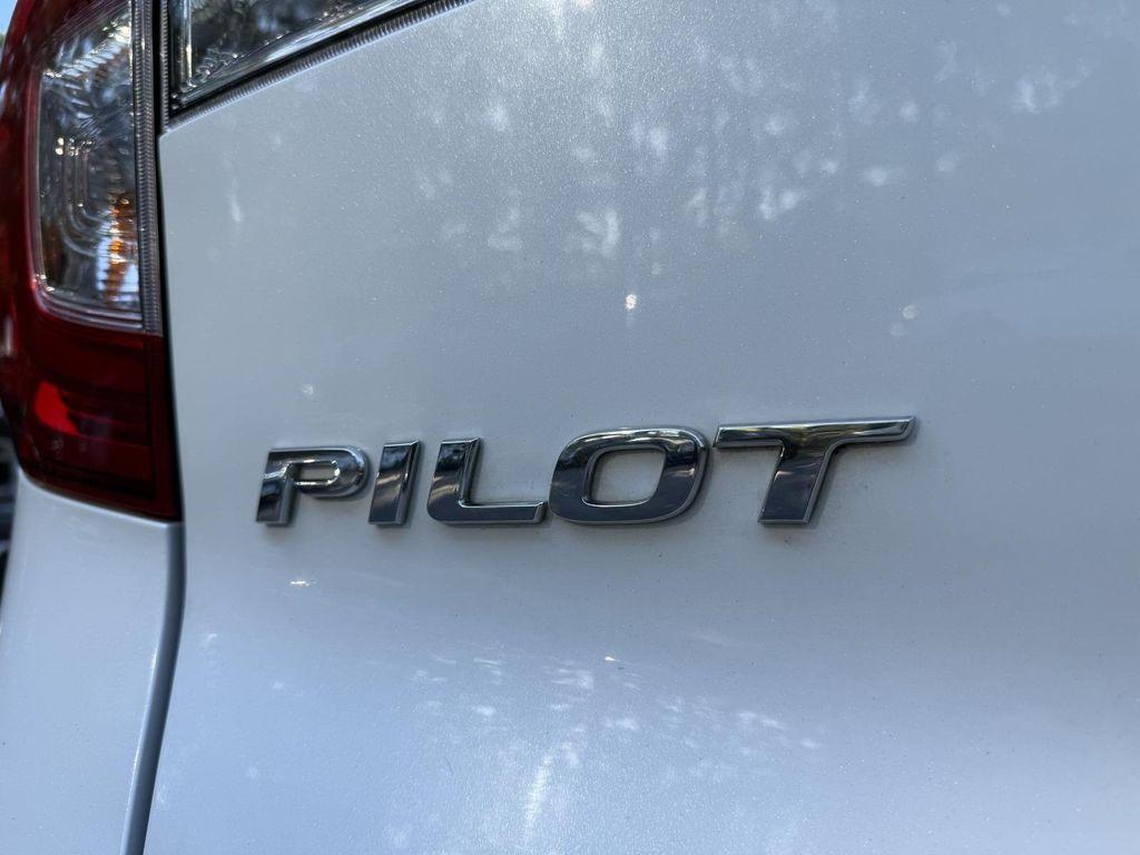 used 2020 Honda Pilot car, priced at $17,995