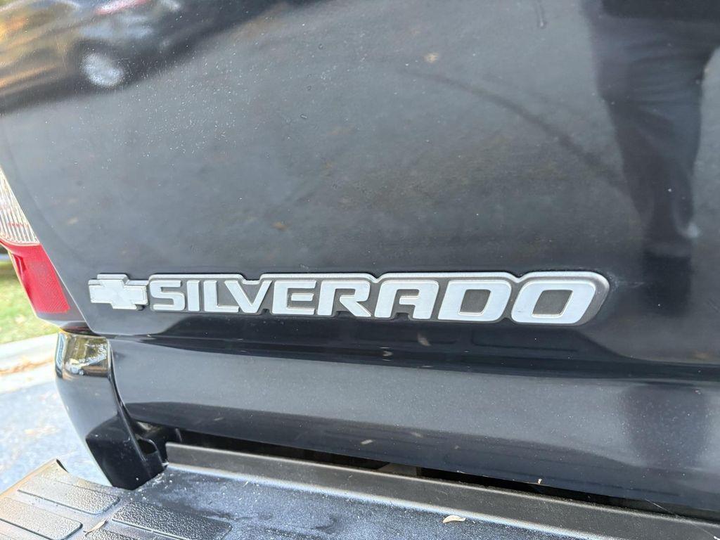 used 2003 Chevrolet Silverado 2500 car, priced at $14,995