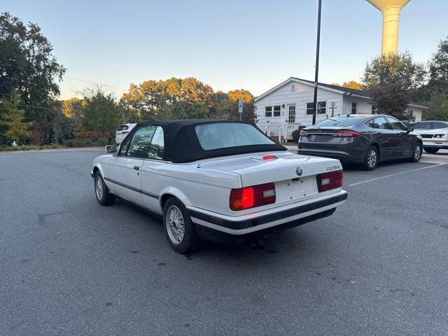 used 1992 BMW 325 car, priced at $10,995