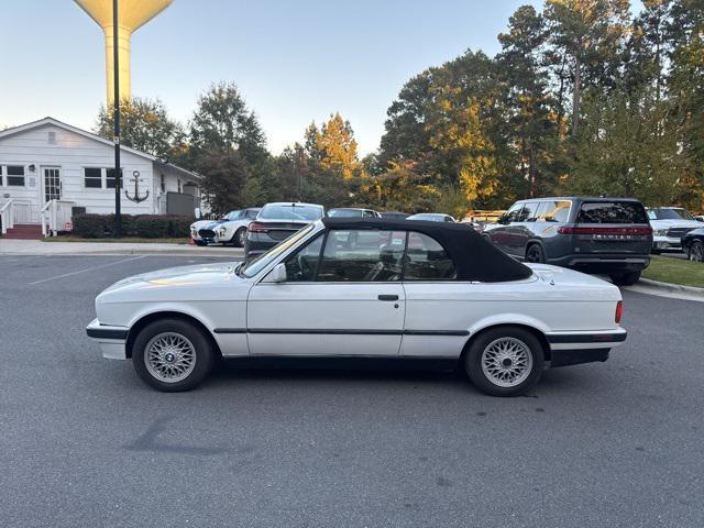 used 1992 BMW 325 car, priced at $10,995