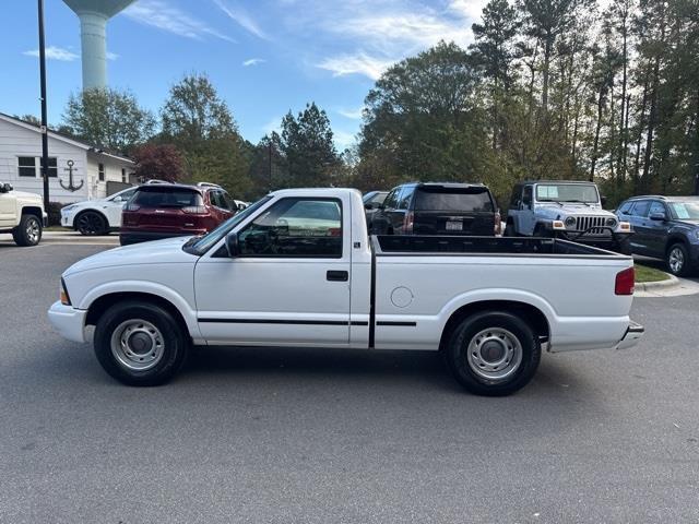 used 2002 GMC Sonoma car, priced at $7,995