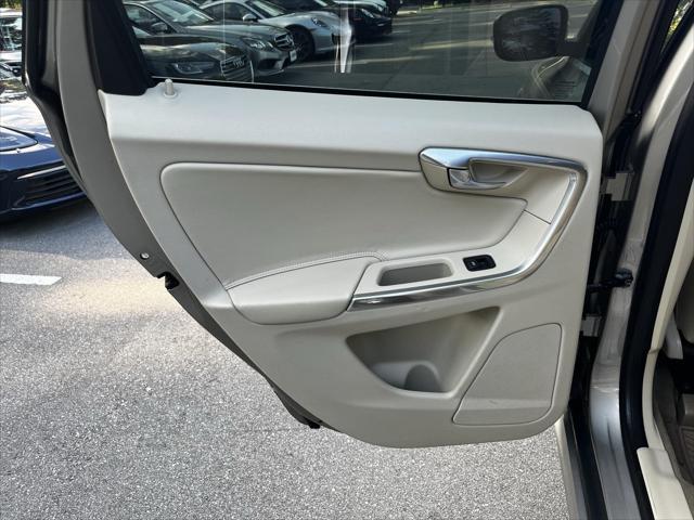 used 2015 Volvo XC60 car, priced at $9,995