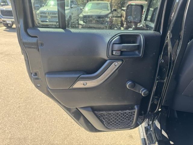 used 2013 Jeep Wrangler Unlimited car, priced at $15,995