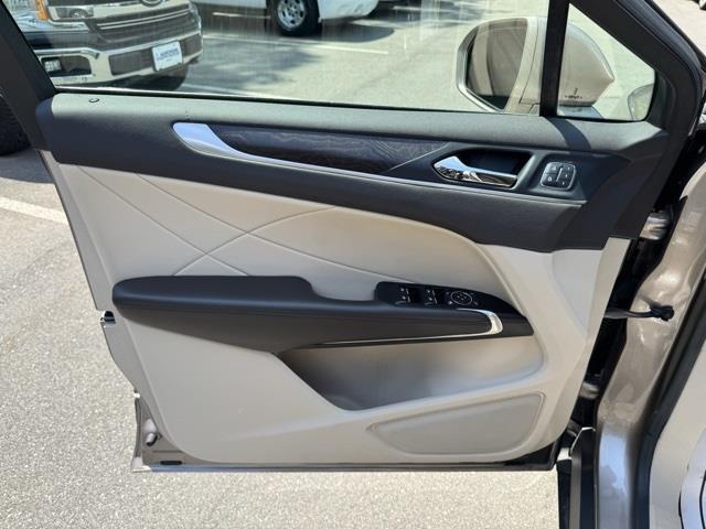 used 2019 Lincoln MKC car, priced at $14,995