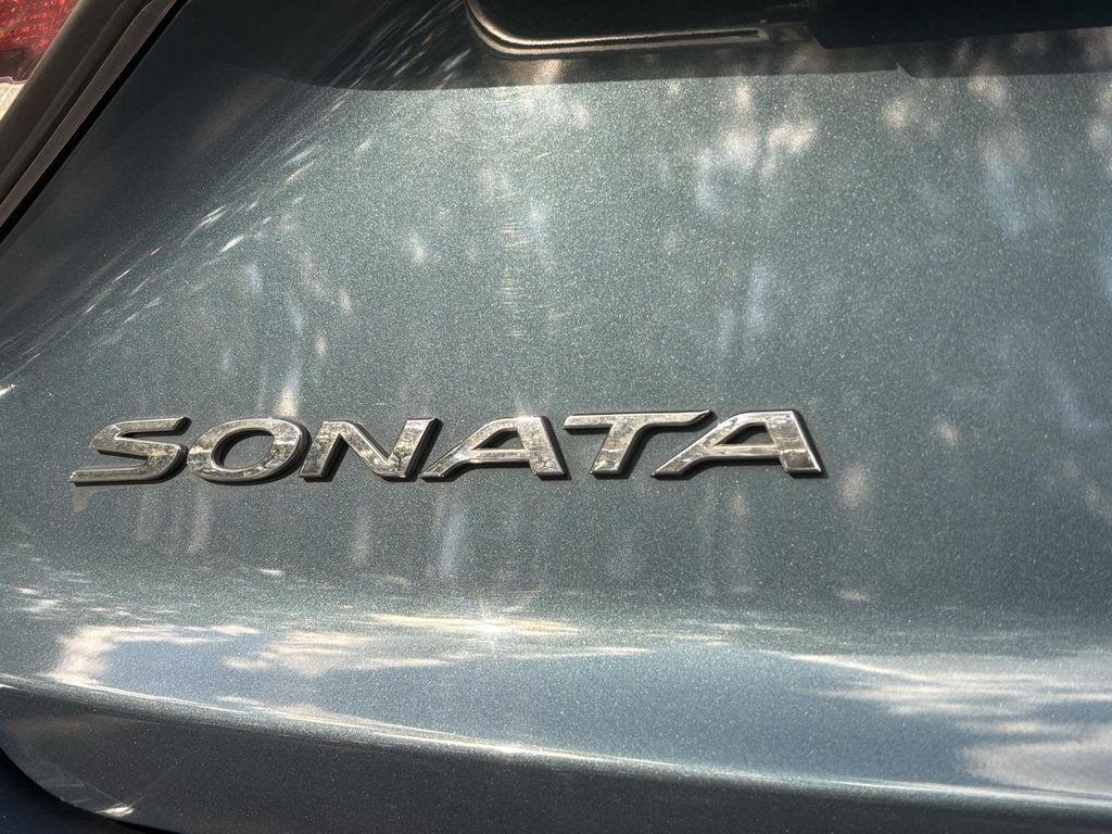 used 2016 Hyundai Sonata Hybrid car, priced at $12,995
