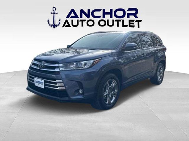 used 2019 Toyota Highlander car, priced at $28,995