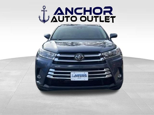 used 2019 Toyota Highlander car, priced at $28,995