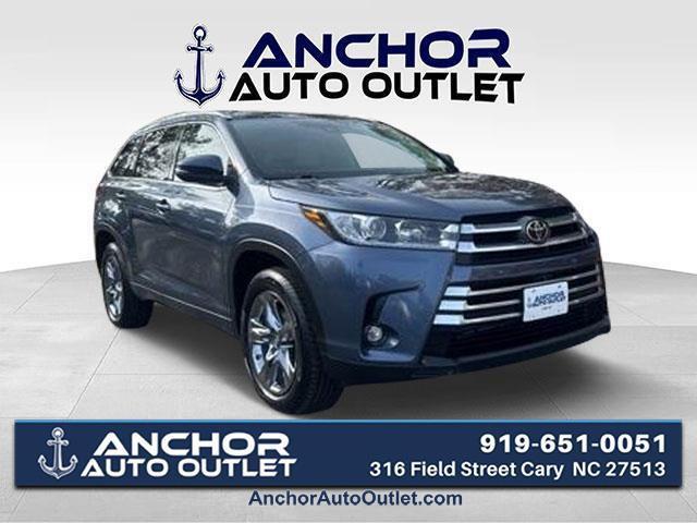 used 2019 Toyota Highlander car, priced at $28,995