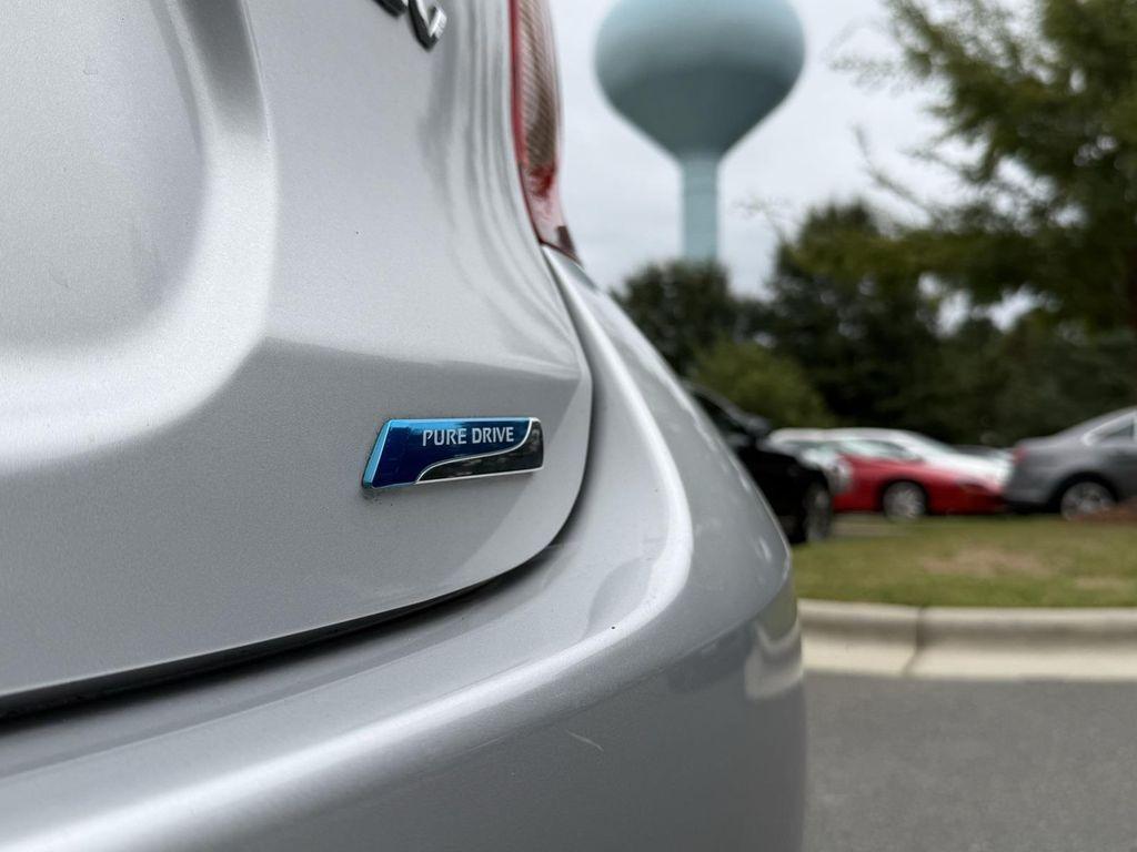 used 2016 Nissan Versa Note car, priced at $8,822