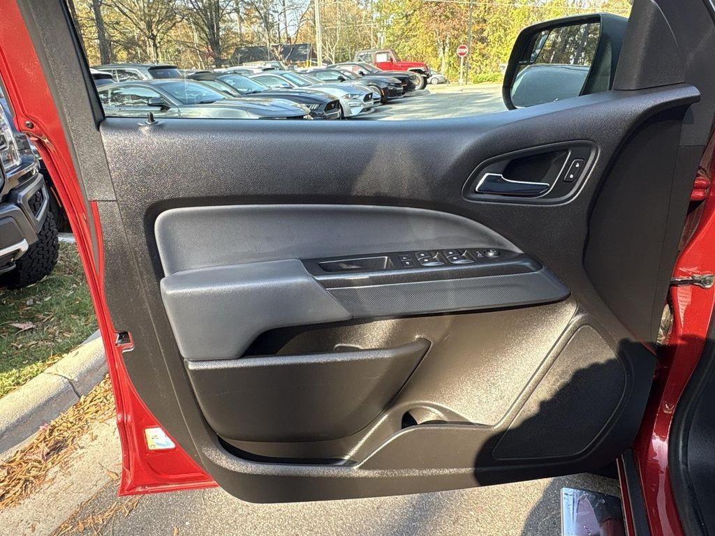 used 2015 Chevrolet Colorado car, priced at $16,995