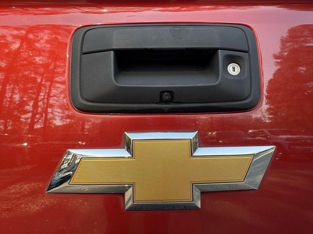 used 2015 Chevrolet Colorado car, priced at $16,995