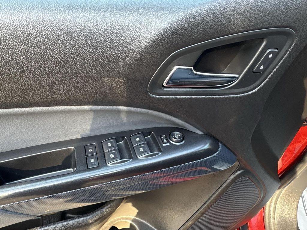 used 2015 Chevrolet Colorado car, priced at $16,995