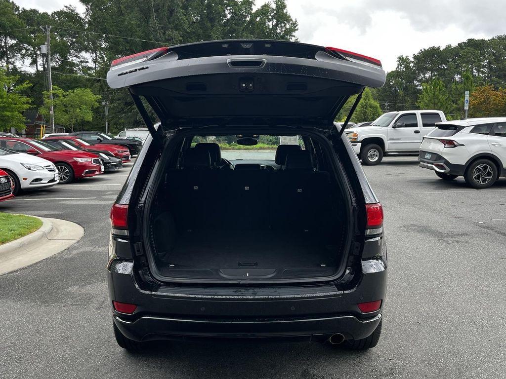 used 2017 Jeep Grand Cherokee car, priced at $9,995