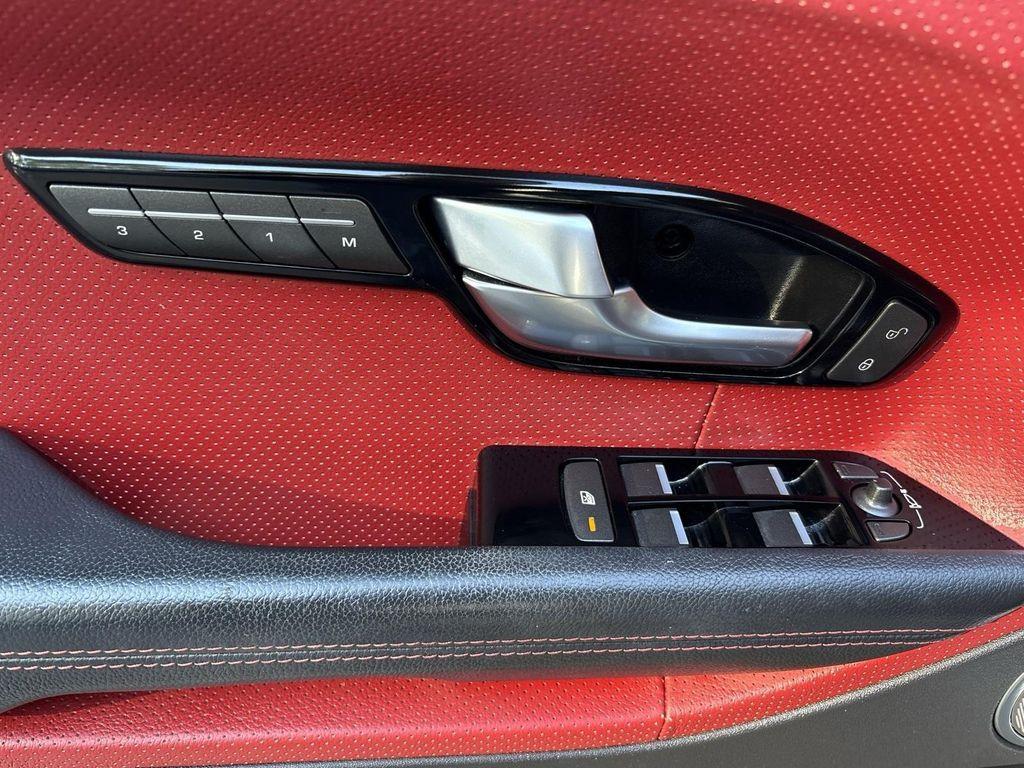 used 2015 Land Rover Range Rover Evoque car, priced at $14,995
