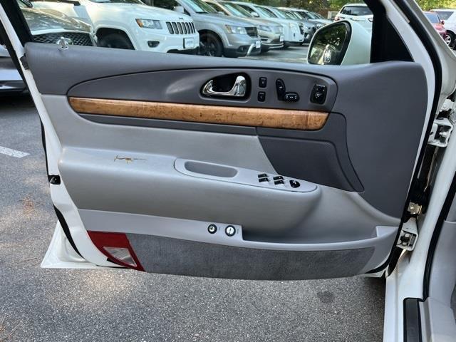 used 2001 Lincoln Continental car, priced at $3,995