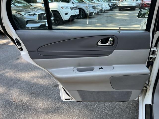 used 2001 Lincoln Continental car, priced at $3,995