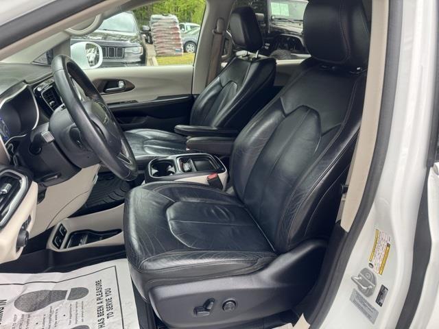 used 2017 Chrysler Pacifica car, priced at $11,995