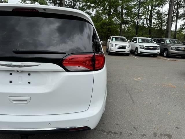 used 2017 Chrysler Pacifica car, priced at $11,995