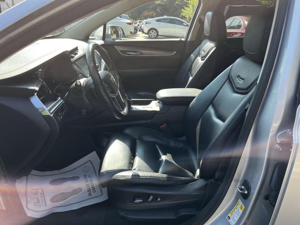 used 2017 Cadillac XT5 car, priced at $15,912