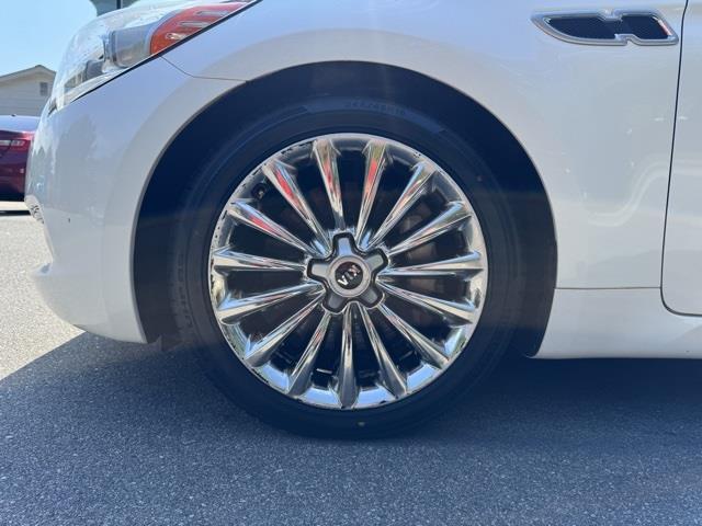 used 2015 Kia K900 car, priced at $12,995