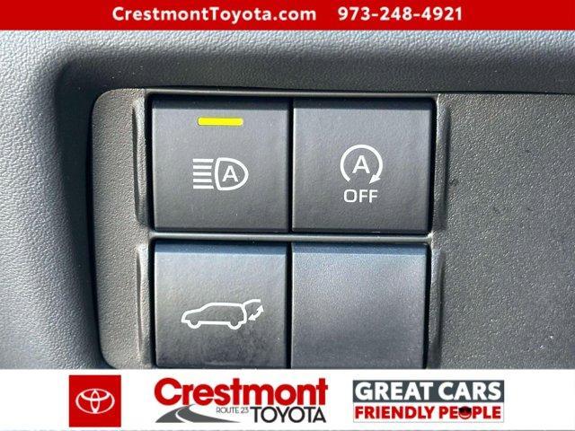 used 2023 Toyota Highlander car, priced at $37,988