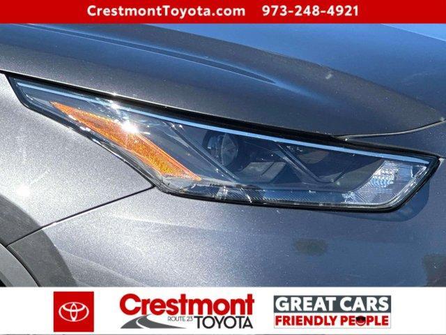 used 2023 Toyota Highlander car, priced at $37,988