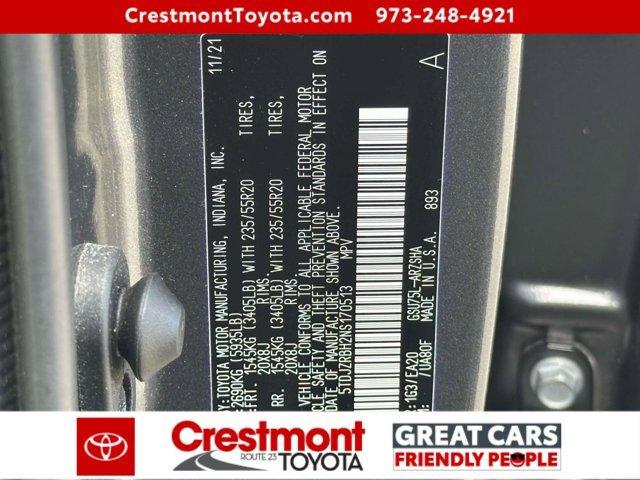 used 2022 Toyota Highlander car, priced at $39,488